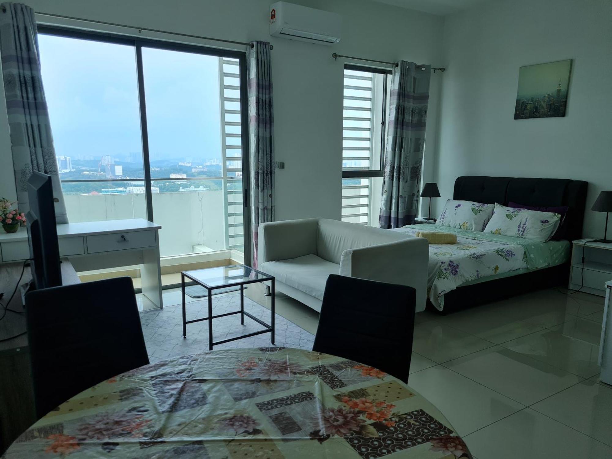 Hideaway At Cybersquare Apartment ไซเบอร์จายา ภายนอก รูปภาพ