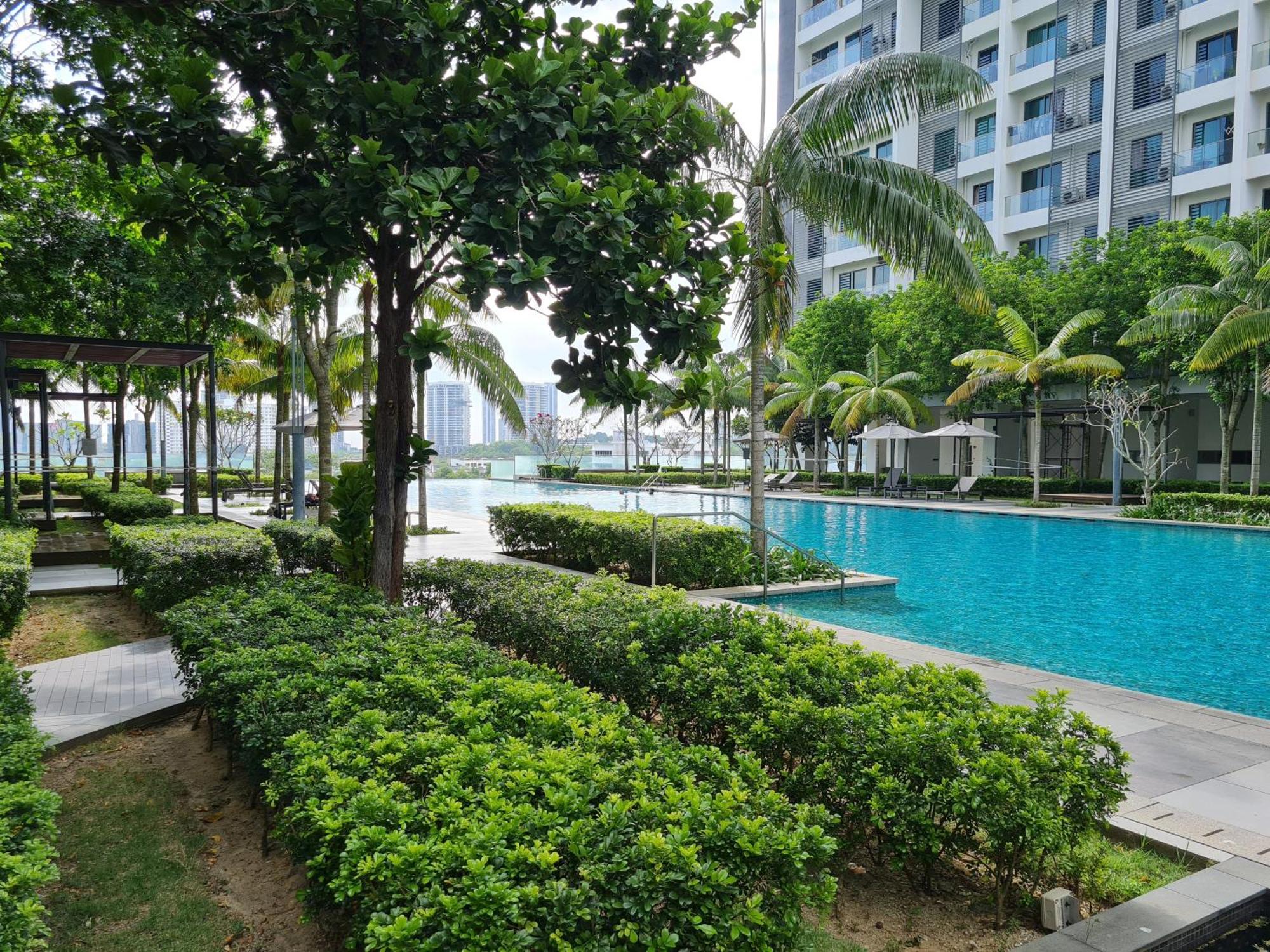 Hideaway At Cybersquare Apartment ไซเบอร์จายา ภายนอก รูปภาพ